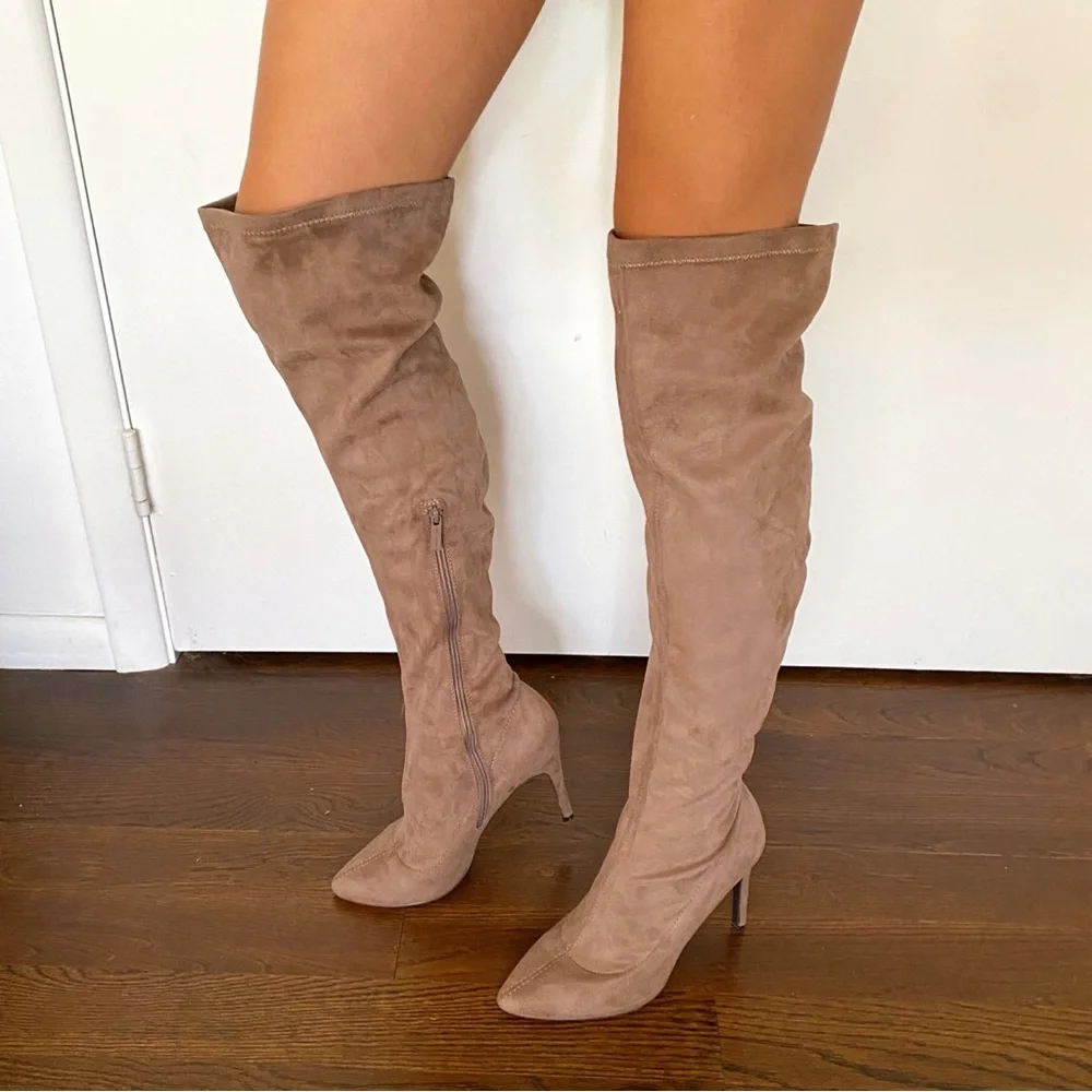 🍂 BRECKELLE’S TAN OVER THE KNEE FAUX SUEDE BEVERLY HEEL BOOTS!